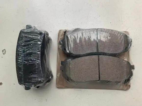 (4pcs/set) Front / Rear Brake pads set KIT-FR RR DISC BRAKE for Chinese CHANGAN F70 Pickup Auto car motor parts - Image 2